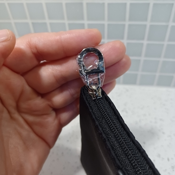 SALVATORE Ferragamo cosmetic pouch makeup case travel bag - Picture 4 of 5